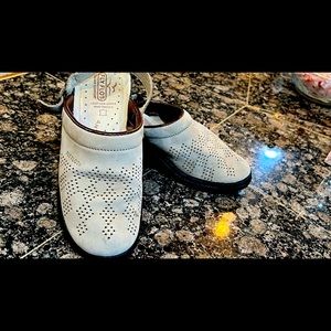 Fly Flot Italian leather shoes with buckle clasp